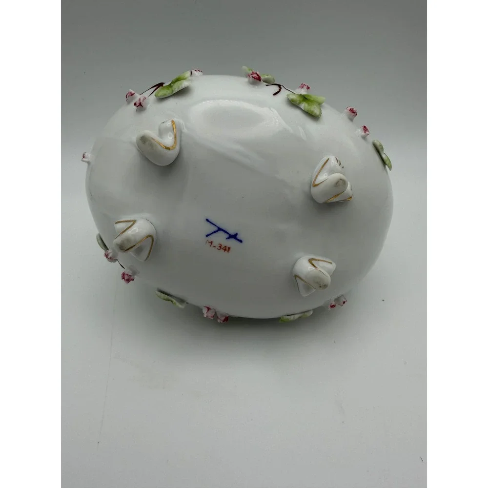 Antique German Kalk Porcelain Footed Bonbon Basket Applied Flowers M-341 5.25